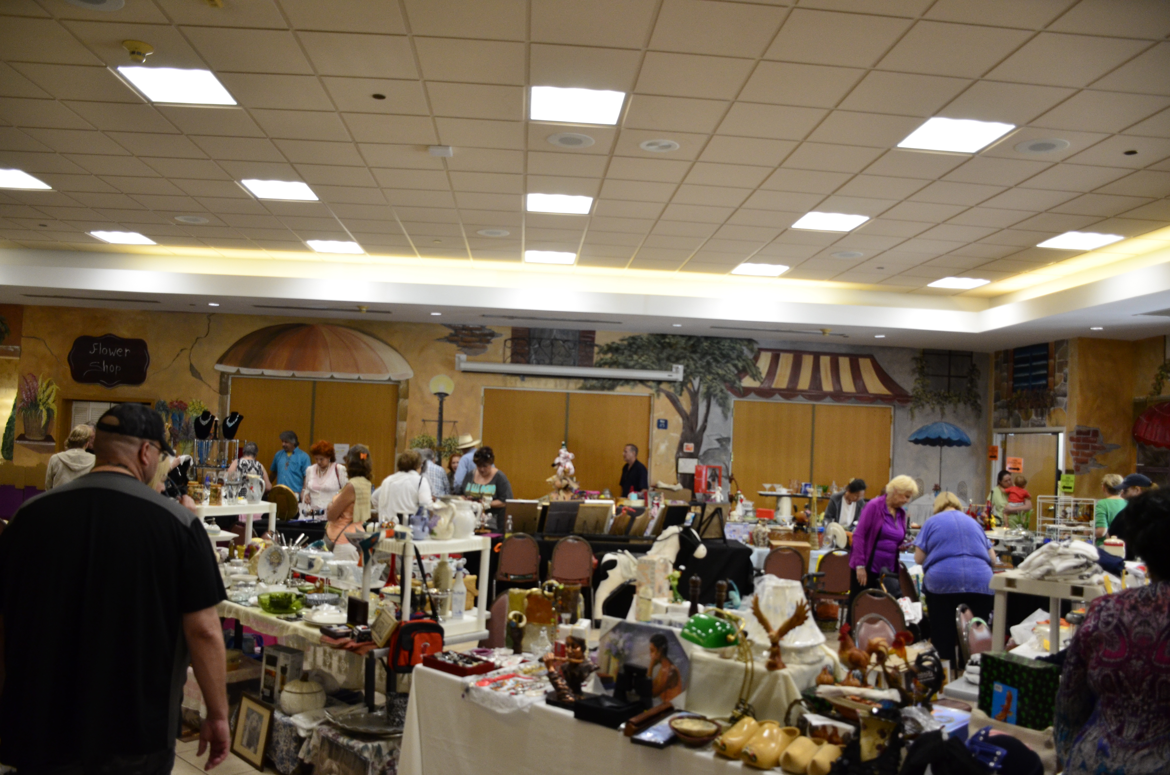 May Flea Mkt 2017 (3)